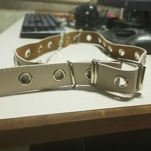 White/Tan Faux Leather Belt